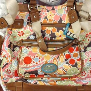 Lily Bloom is bag 
